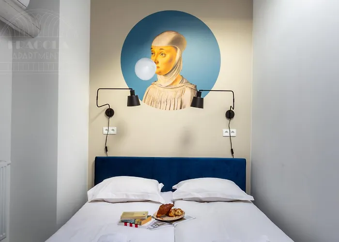 Blue Blood - Spacious 11-Guest Riverside Stay By Fragola s